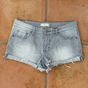 NWOT A&F Women's Pinstripe Faded Mid-Rise Shorts